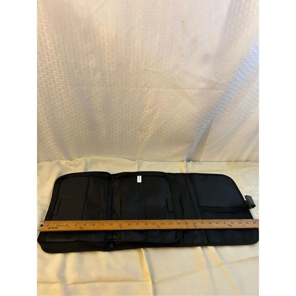 Zondervan black bible organizer 11x9” Fish logo‎